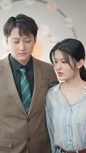 新：离婚后，我被前夫舅舅宠坏了（100集）热门短剧推广