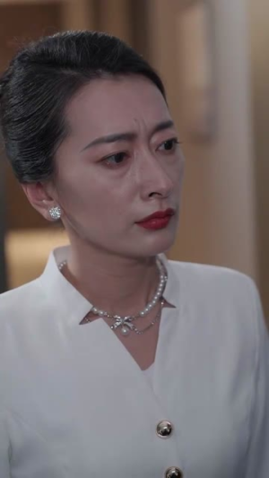 腹黑夫人飒又撩（96集）爆火短剧追不停