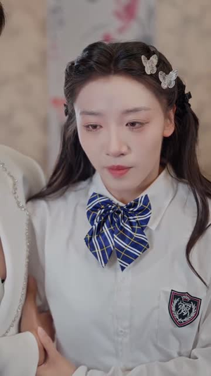 当山河四省高三生成为京市真千金 (66集) 当山河四省高三生成为京市真千金 (66集)短剧热播推荐