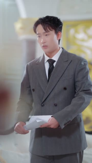 女将军挥挥拳，豪门老公乖成犬（80集）爆火短剧推荐