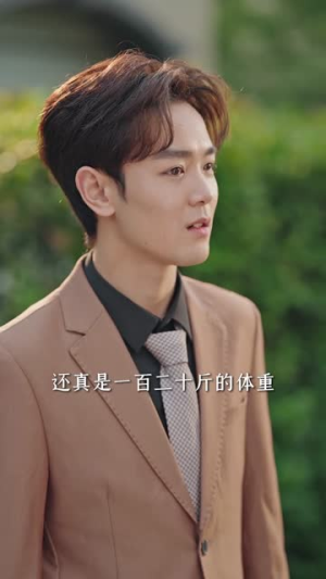 别惹她，她能一拳打三（77集）无需充值尽情看